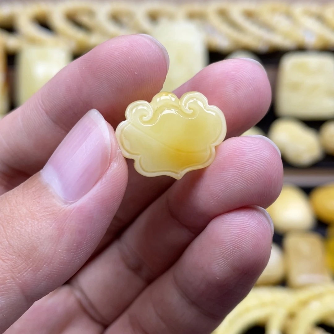 琥珀未镶嵌裸石琥珀蜜蜡