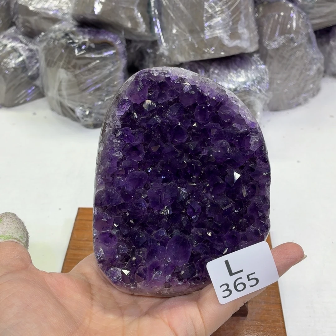 水晶摆件未镶嵌天然紫水晶