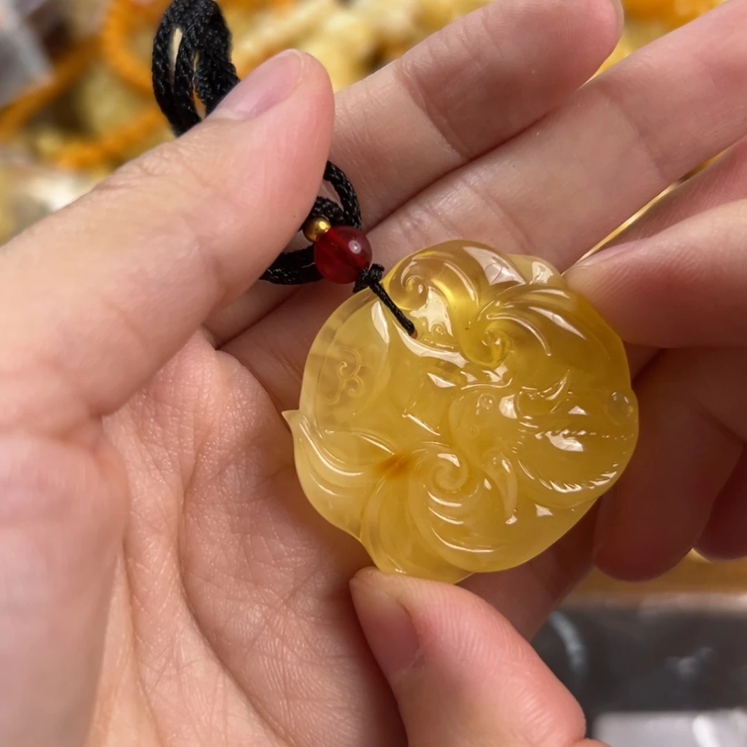 琥珀未镶嵌珠宝奇石