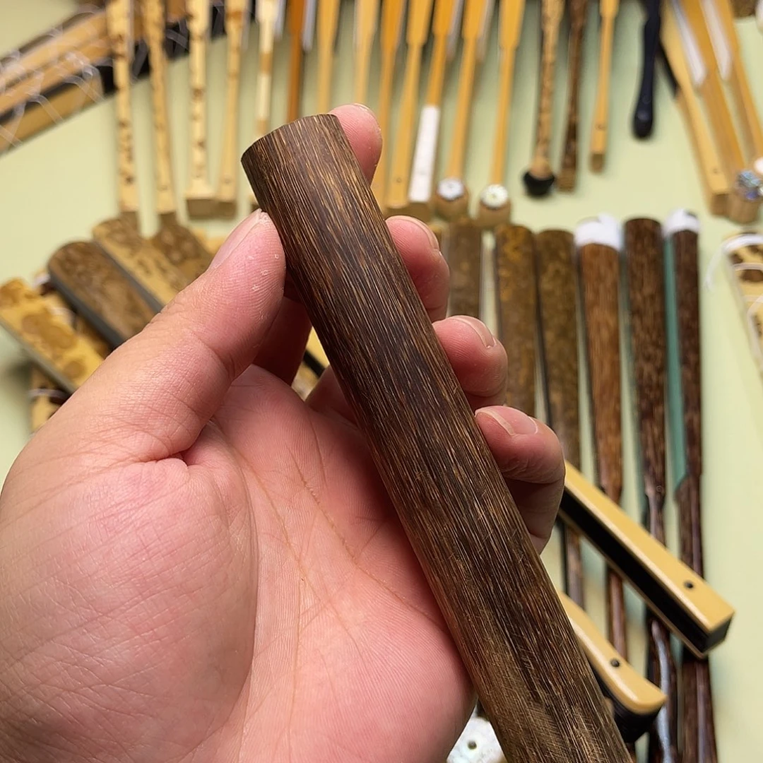 扇子9寸20排口16方绿木芯，1.4的头，大骨厚30