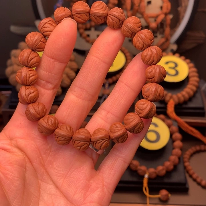 桃核吊坠贝*野生玉龙脊13