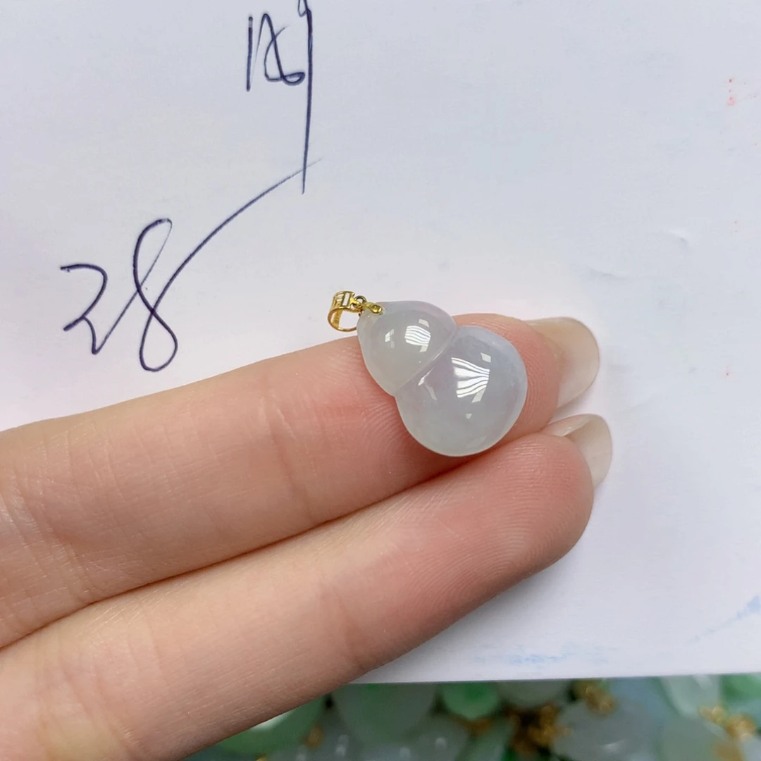 翡翠颈饰18K金镶嵌天然缅甸翡翠吊坠