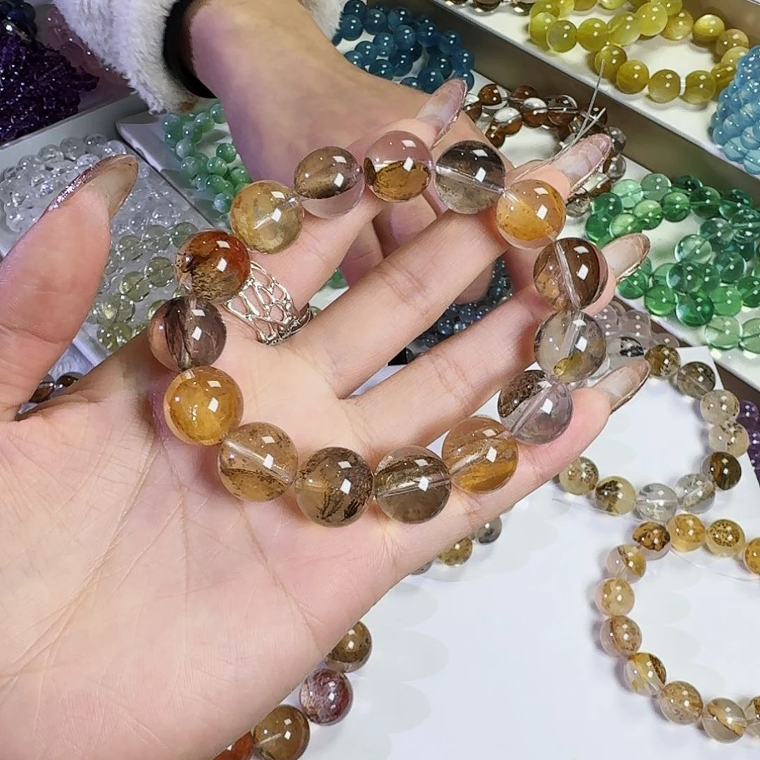 水晶手镯未镶嵌傻****?小树胶花15