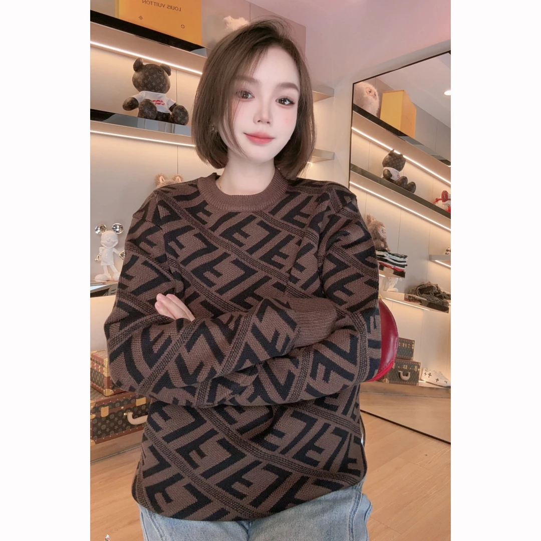 66【清货专场】2025秋冬系列百搭轻奢潮流圆领毛衣