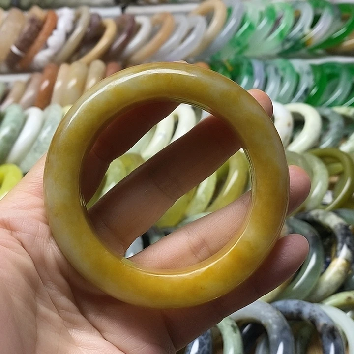 未镶嵌蛇纹石玉手镯