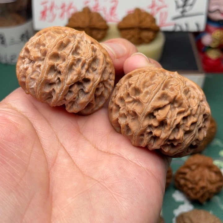 【闪购商品】文玩核桃吊坠42苹果园