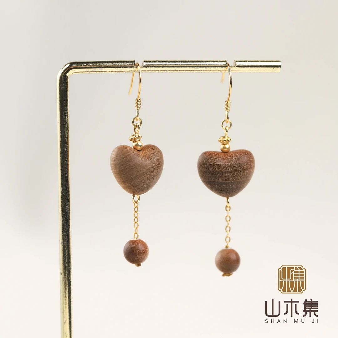 【心心相映】印度老山檀爱心耳环*【山木集】