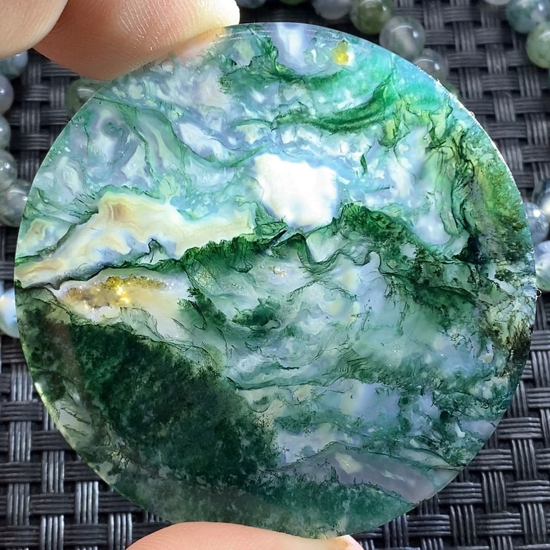 未镶嵌颈饰玛瑙/玉髓水****叫