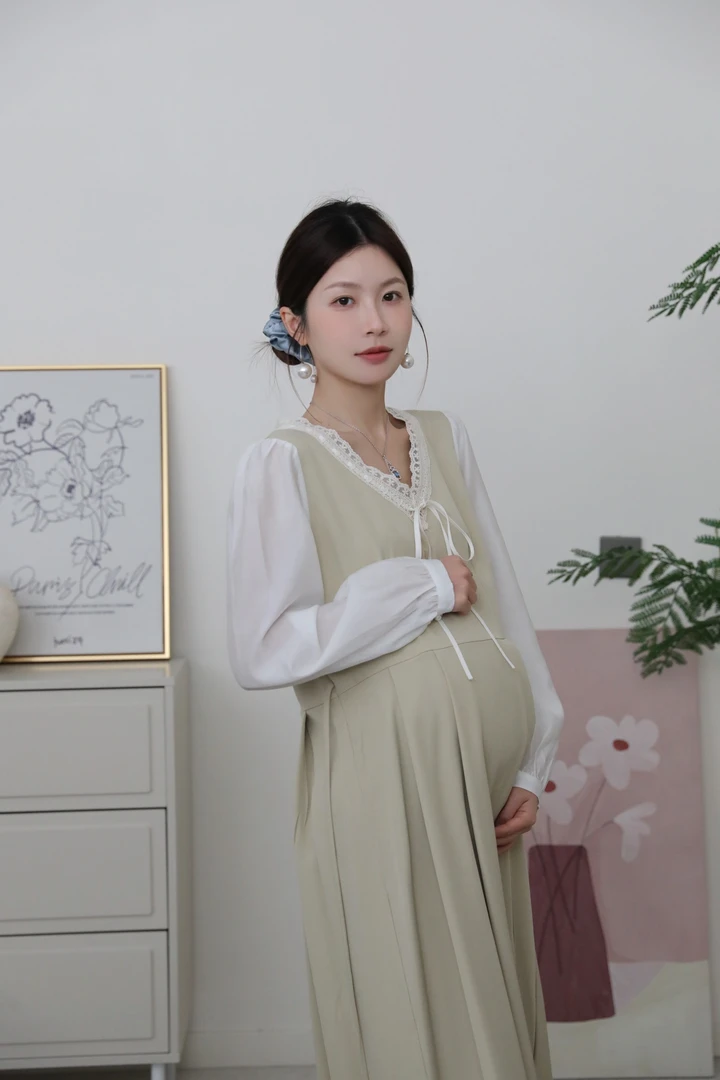 senenmu 云上香草 春款新款假两件蕾丝拼接连衣裙孕妇装