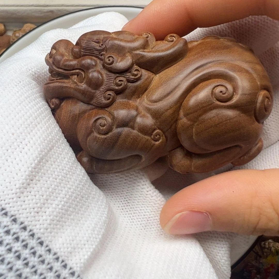 K***K檀香木貔貅老山檀