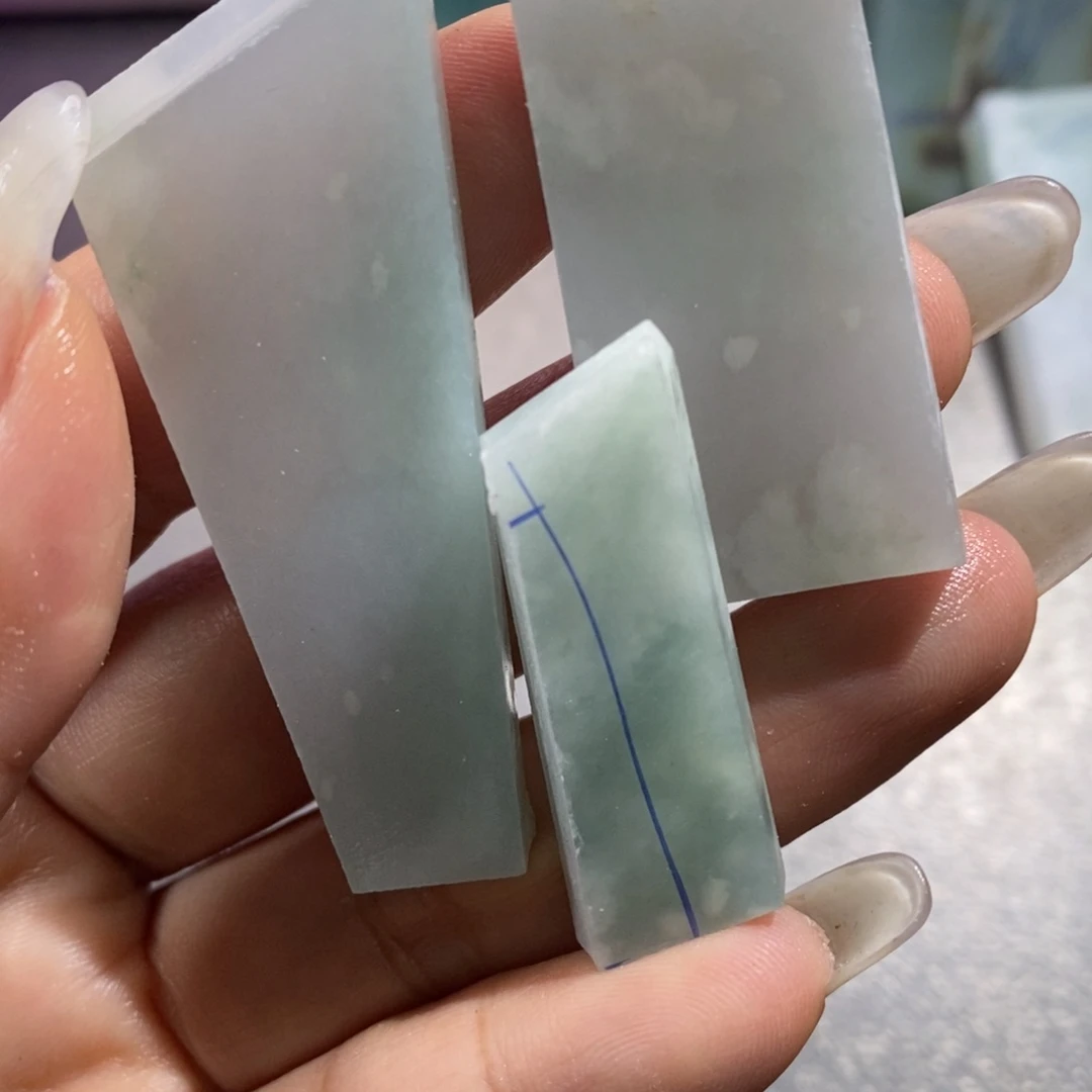 未镶嵌挂件翡翠傲**梅