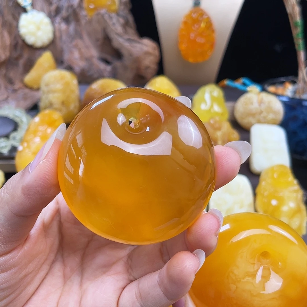 琥珀未镶嵌珠宝奇石