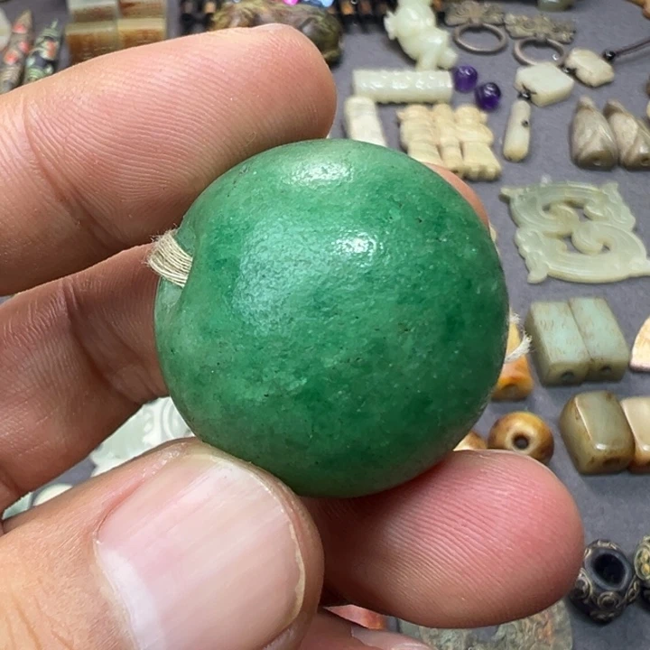 摆件摆件……………………