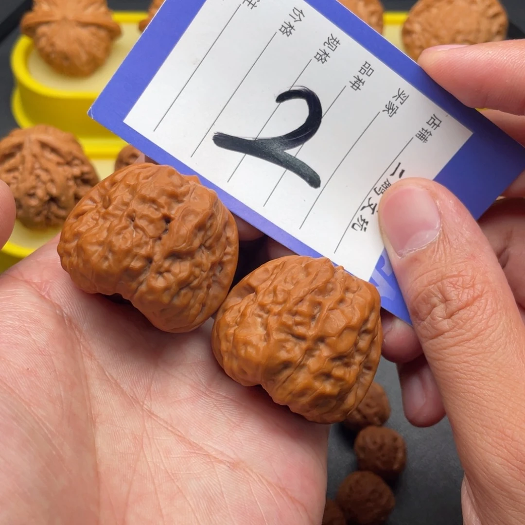 文玩核桃把件蛤蟆头38