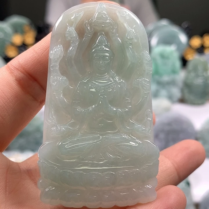 翡翠未镶嵌颈饰千手观音福利