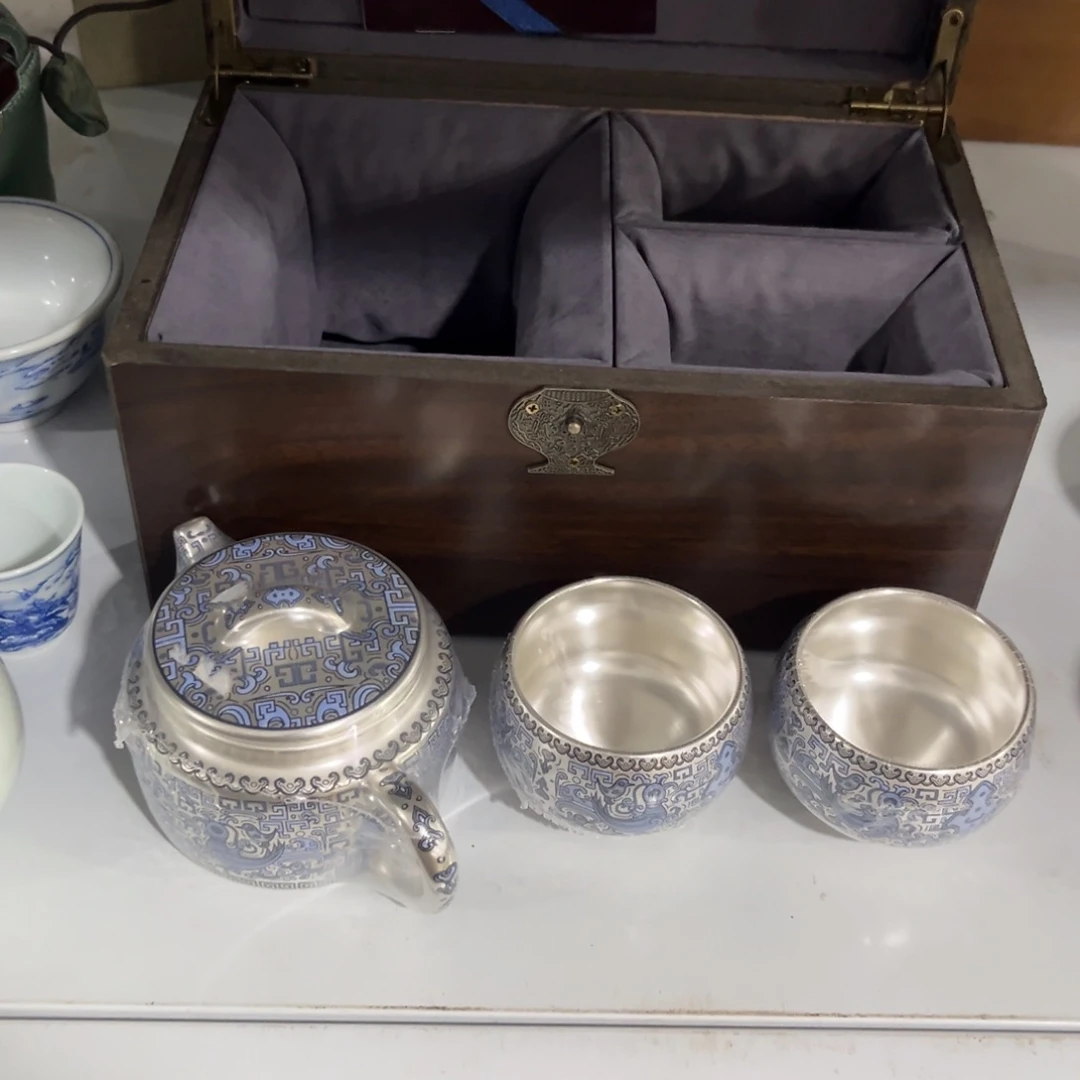 陶瓷艺术的发展和艺术