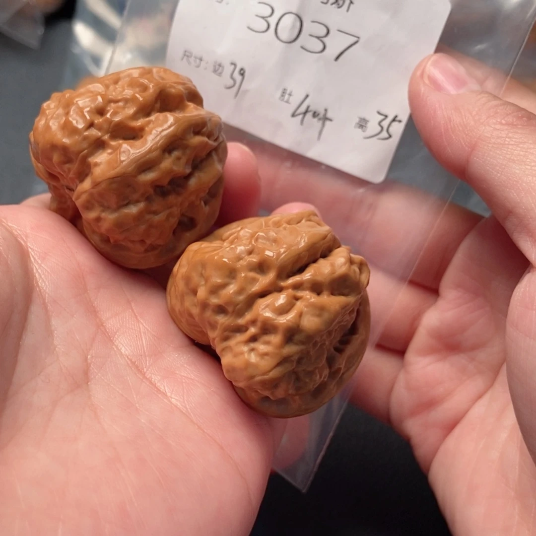 文玩核桃吊坠蛤蟆