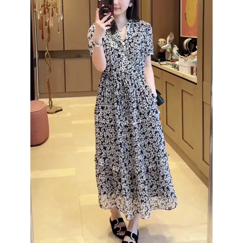 法式复古高级感气质收腰碎花连衣裙2025夏季新款轻奢时尚优雅显瘦