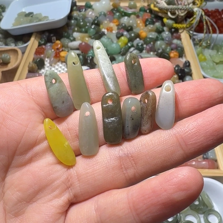 和田玉未镶嵌珠宝半成品