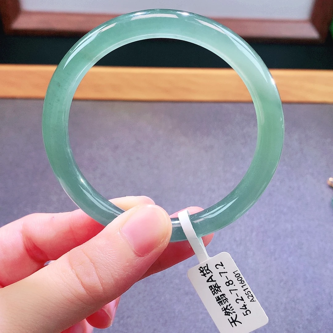 未镶嵌手镯翡翠天然翡翠