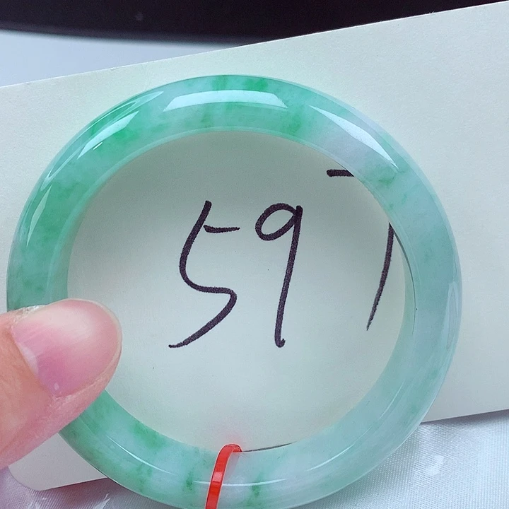 翡翠未镶嵌手镯翡翠