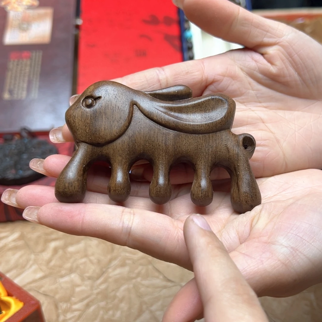 大叶紫檀（黑酸枝木类）