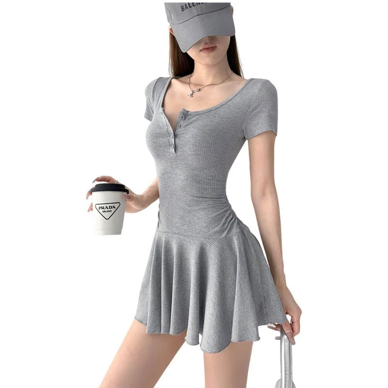纯欲学院风U领收腰褶皱裙摆短袖连衣裙女夏季高腰打底短裤两件套