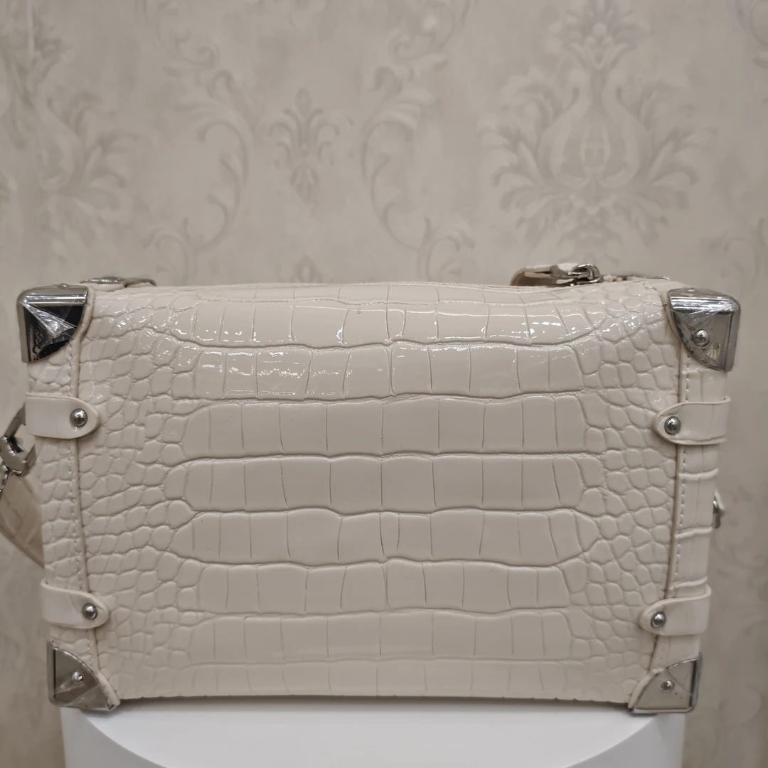 Laugh Queen手工打造真皮女士新款包 0224 白色 压纹 软盒子