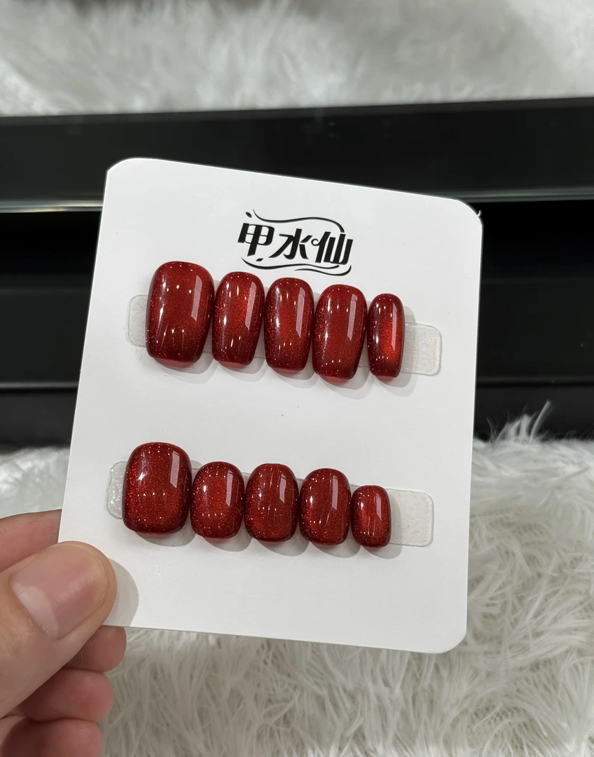 显手白百搭红猫眼-纯手工穿戴甲 送工具包