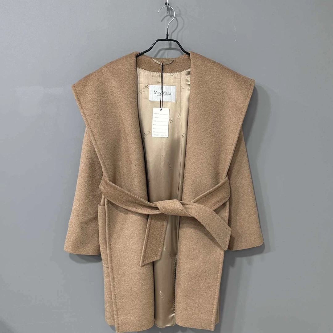 99新 MaxMara 卡其色浴袍大衣/36码/92093
