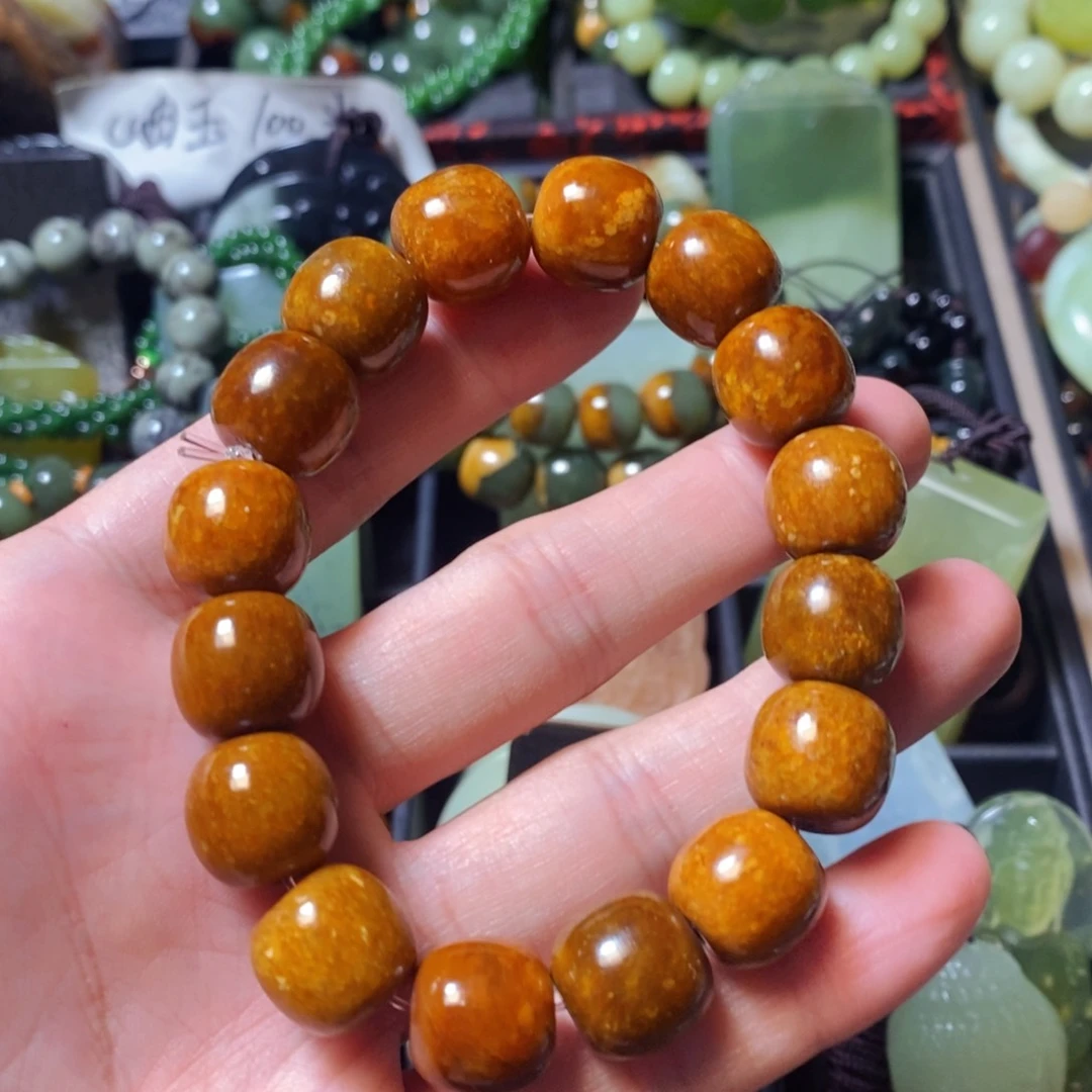 岫岩老玉（透闪石质玉）未镶嵌颈饰