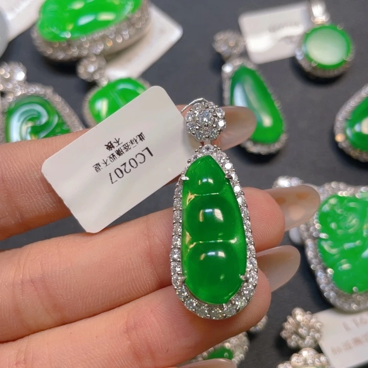 【闪购商品】翡翠银S925镶嵌颈饰翡翠