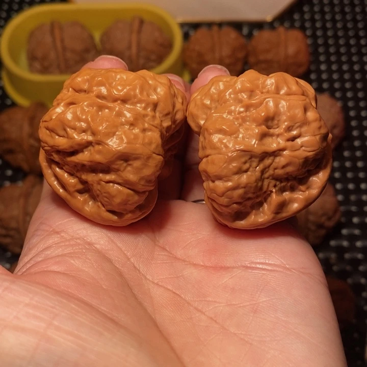 把件文玩核桃细腰大八腿