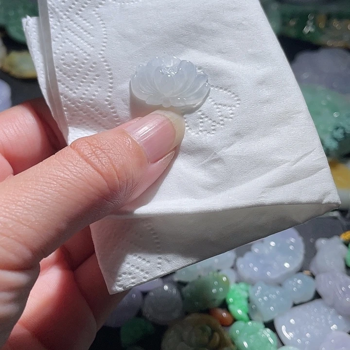 颈饰未镶嵌翡翠天