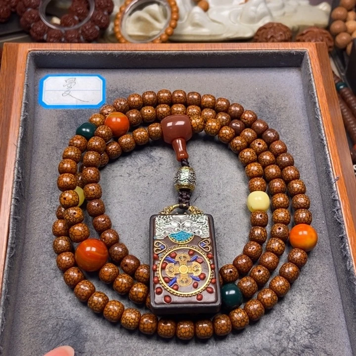 星月菩提吊坠菩提