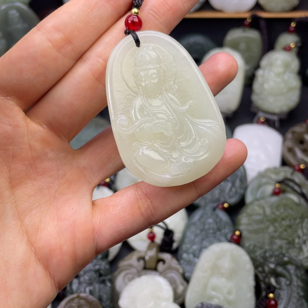 和田玉颈饰未镶嵌