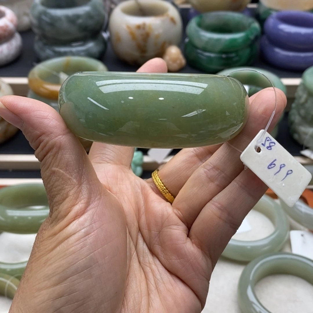 未镶嵌手镯石英岩玉用****3