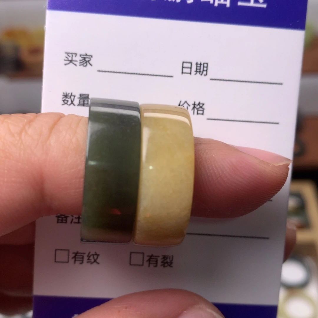 蛇纹石玉未镶嵌戒指J***n内径18.4