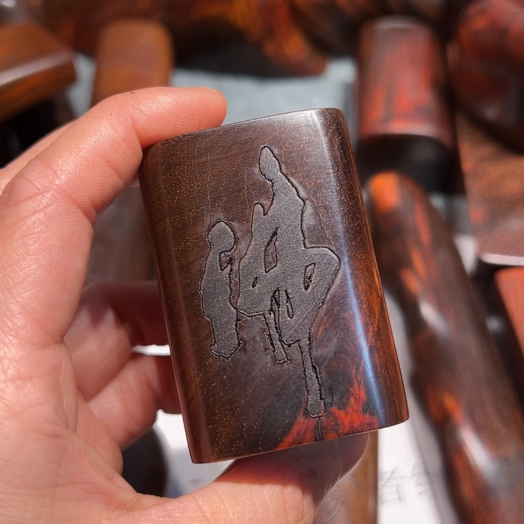 交趾黄檀（大红酸枝）阿*