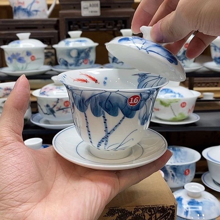 手绘内外绘荷花盖碗160cc釉下彩微瑕福利款