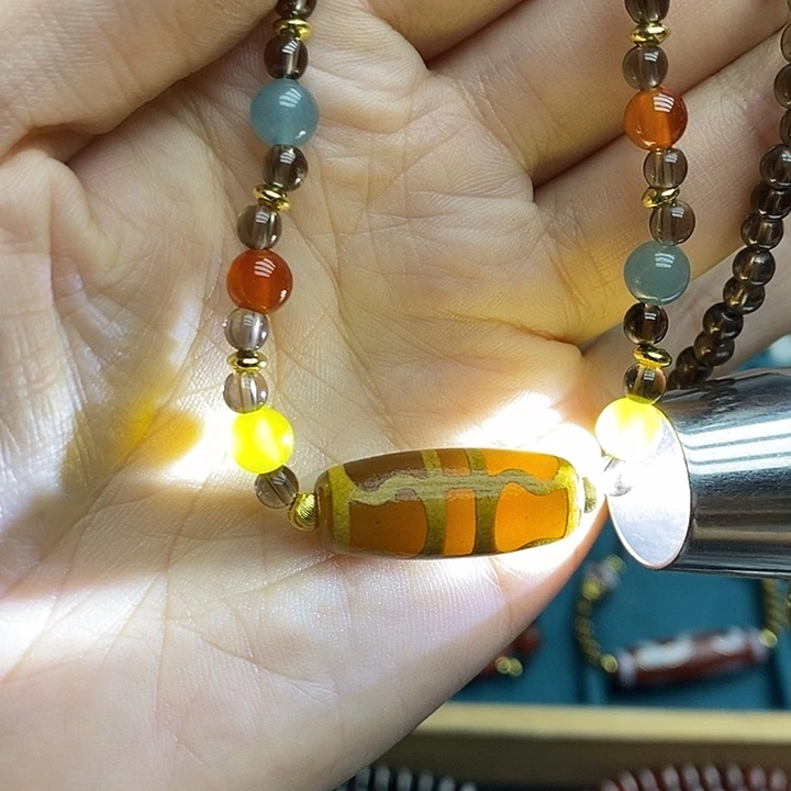 玛瑙/玉髓合金颈饰