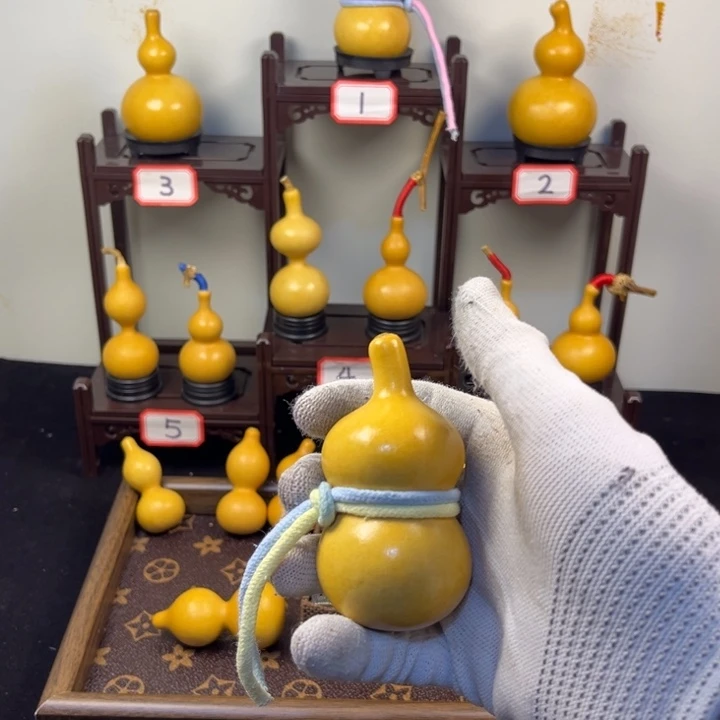 精品五五肚奶瓶一枚