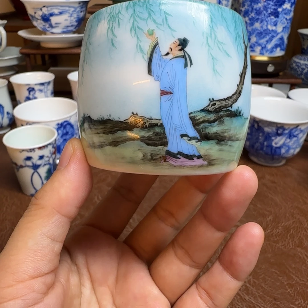 今天晚上的月亮很美