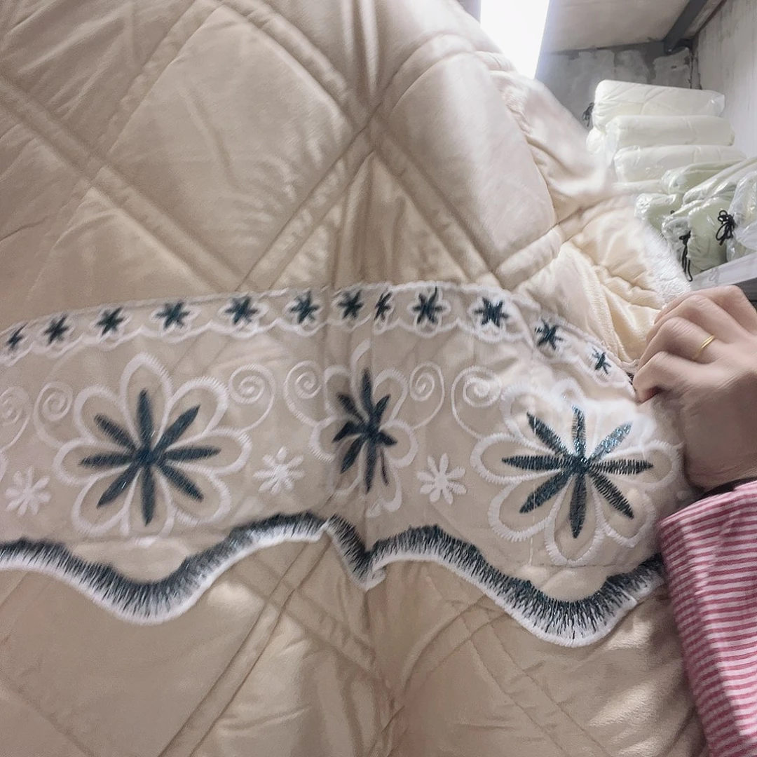 雪尼尔快乐大本营在这里也