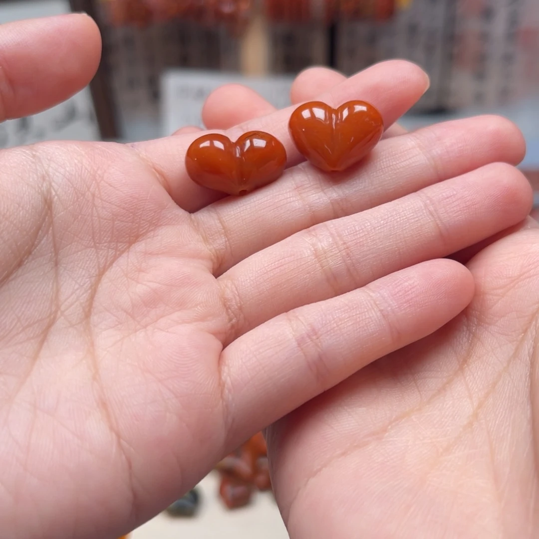 吊坠(不含链)未镶嵌南红玛瑙微瑕