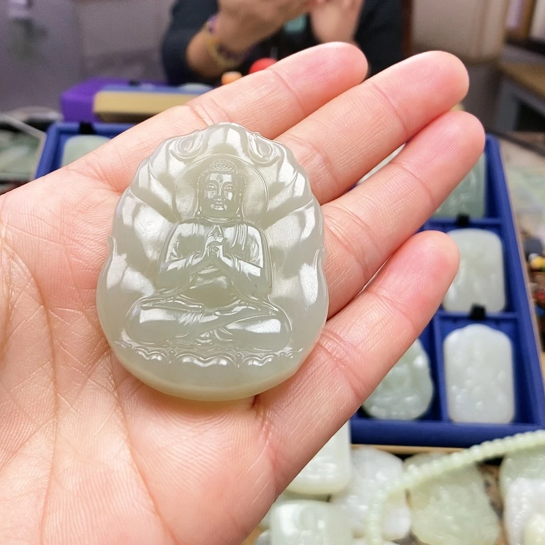 和田玉颈饰未镶嵌赵*二