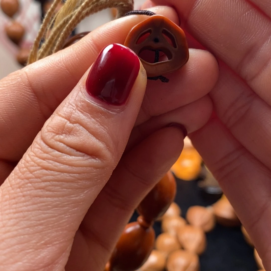 也***许橄榄核手串/手链囧脸单