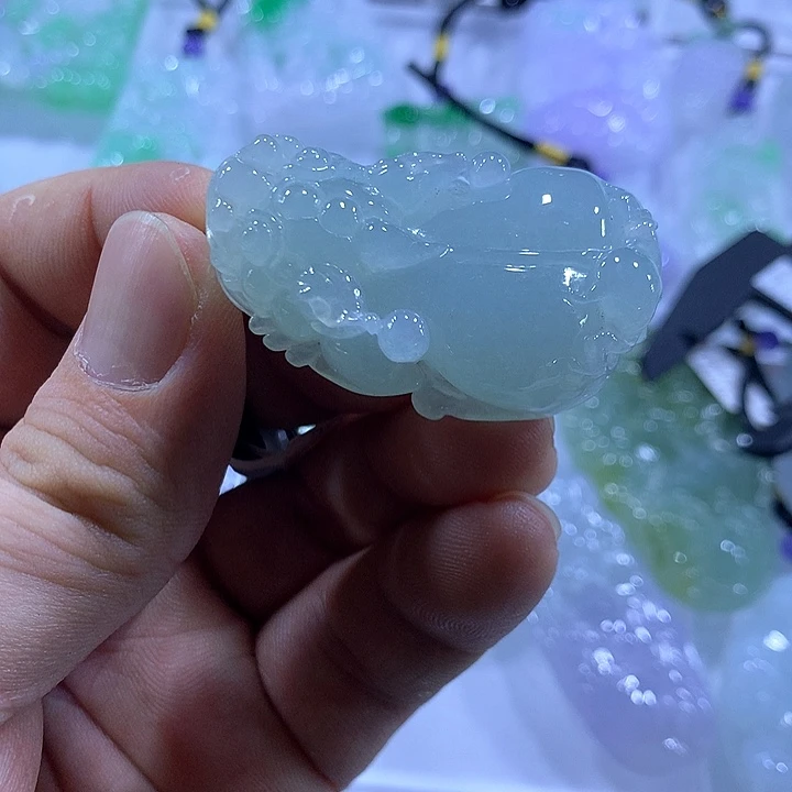 翡翠未镶嵌颈饰天然翡翠A货吊坠