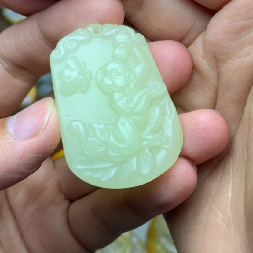 【闪购商品】颈饰未镶嵌和田玉