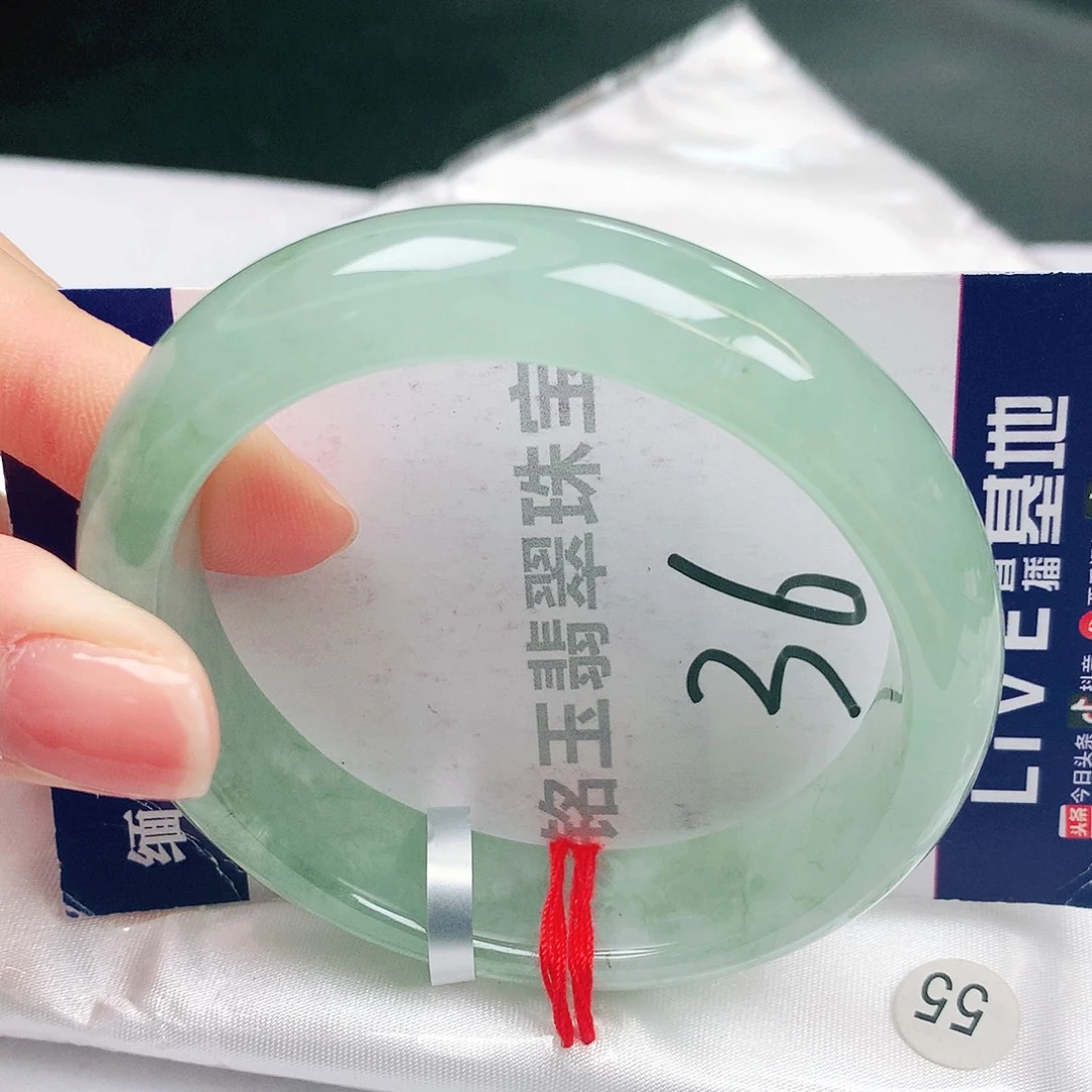 翡翠未镶嵌手镯缅甸天然a货翡翠手镯55贵